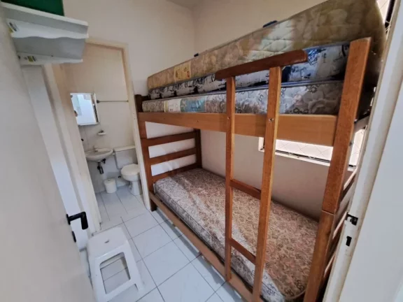 Imagem APARTAMENTO AMPLO REFORMADO COM 2 VAGAS DE GARAGEM LAZER NO PRÉDIO