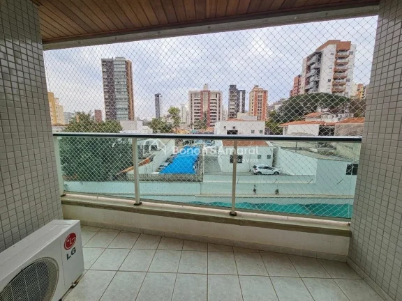 Imagem Apartamento com 94m² de área útil, em excelente localização e rua tranquila no bairro mais dese...