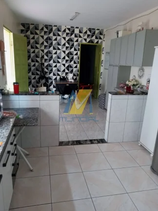 Imagem Imóvel com suíte e estrutura para 2 moradias independentes