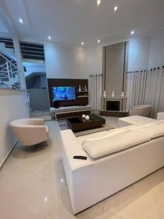 Imagem Casa com 3 Suítes no Condomínio Ecopark