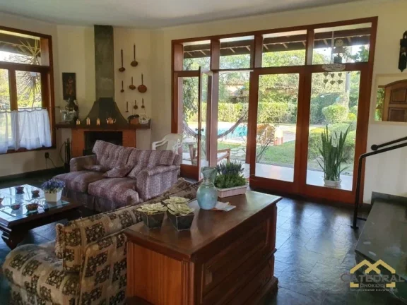 Imagem CASA COM 4 DORMITÓRIOS À VENDA, 600 M² - JACARÉ - CABREÚVA/SP