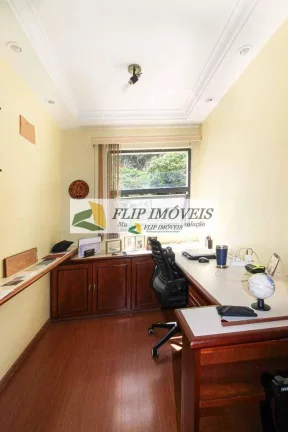 Imagem Oportunidade: Ótimo apartamento com 300 m² 4 quartos 3 garagens no miolo do Cambuí - Campinas - SP