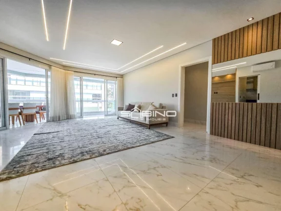 Imagem Apartamento Pé na Areia à venda na Riviera, com 3 suítes, mais suíte funcionaria, 153m², com 2 vagas