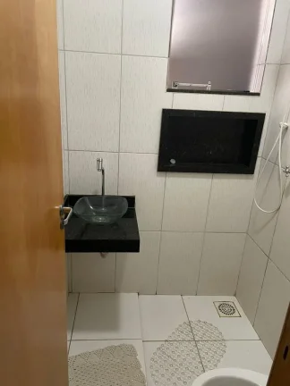 Imagem Casa De 3/4 Sendo 2 Suites No Village Jequitiba