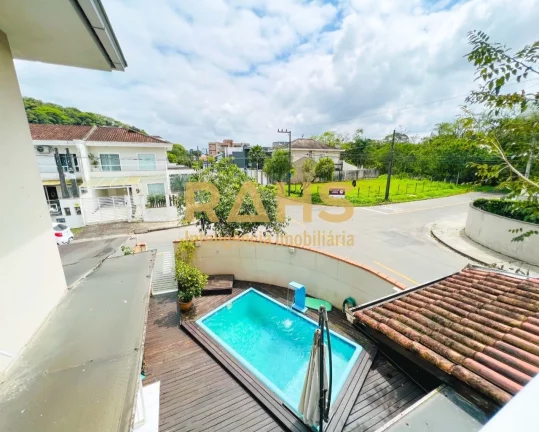 Imagem Sobrado Geminado de Esquina no Condomínio Residencial Santos Dumont próximo ao Shopping Garten, e ...