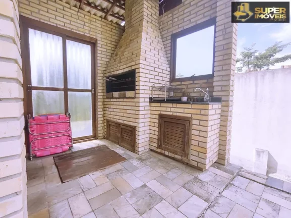 Imagem Casa Alto Padrão para Venda Marina Ilha Verde - Pelotas-RS
