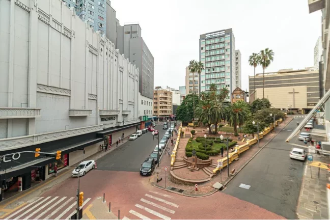 Imagem Apartamento à venda em Porto Alegre, Centro Histórico, com 2 quartos, 50m2