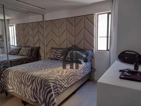 Imagem Apartamento com 4 Quartos no Espinheiro, Recife