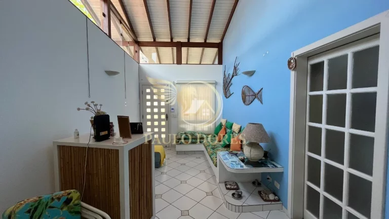 Imagem CASA A VENDA NO CENTRO DE UBATUBA S/P