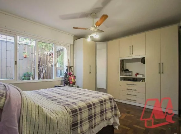 Imagem Térreo de 174 m² com 3 dormitórios, suite,1 vaga e pátio