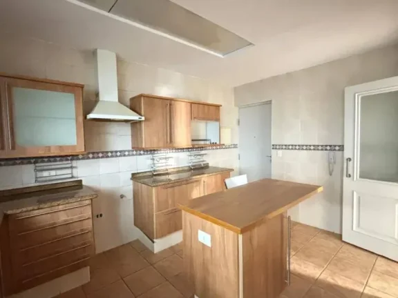 Imagem Apartamento Cerqueira Cesar - 150M², 3 Dorms, 1 Suíte, 1 Vaga.