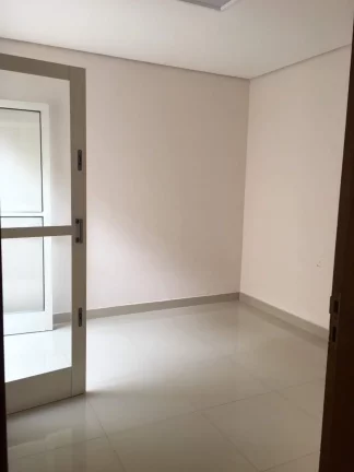 Imagem Excelente casa com 3 dormitórios, sendo 1 suíte, Agudos(SP)