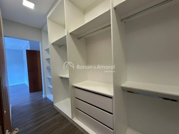 Imagem Se você está em busca do lar dos seus sonhos, acaba de encontrar. Esta casa recém construída no ...
