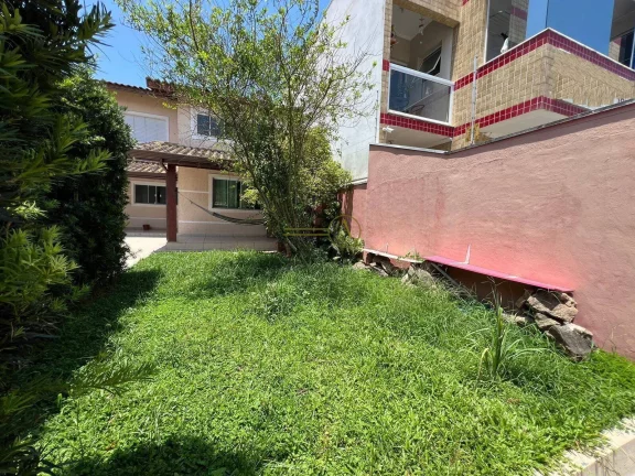 Imagem Sobrado à venda no Centro apenas 150m da praia 4 dormitórios sendo 2 suítes
