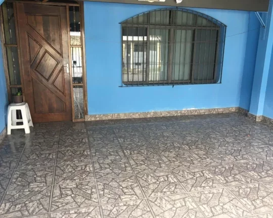 Imagem Sobrado de 2 Dormitórios + Escritório e Edícula