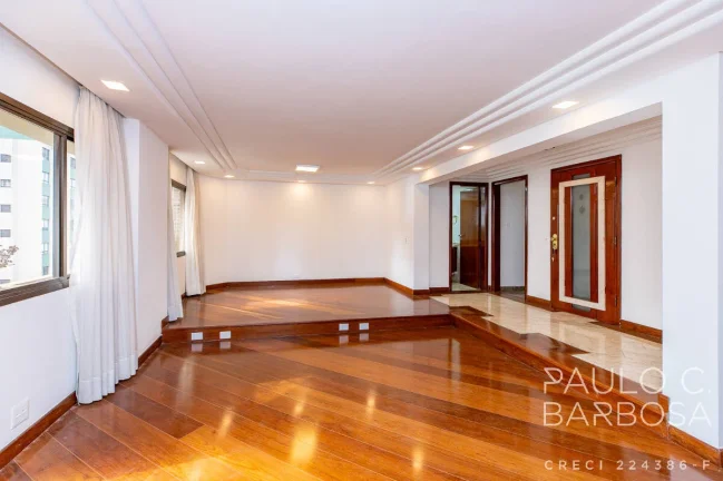 Imagem Parte plana dos Jardins - 3 Suítes - 4 Vagas - 189 m²
