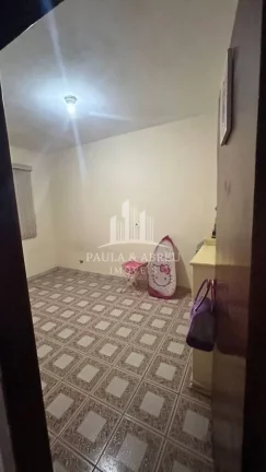 Imagem Sobrado 125m², 3 Dormitórios, 2 Banheiros, 2 Vagas, Churrasqueira, Financia, divisa Santo André e Pq São Vicente no Jardim Araguaia, Mauá-SP