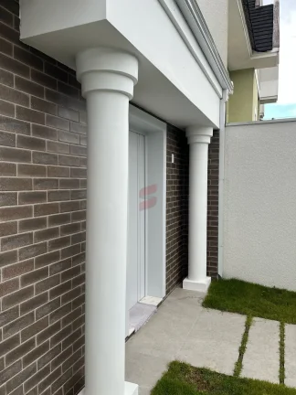 Imagem SOBRADO TRIPLEX com 3 dormitórios à venda por R$ 1.320.000,00 no bairro Centro - PINHAIS / PR