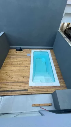 Imagem Geminado alto padrão com 3 suítes sendo 1 master e 2 vagas de garagem - Saguaçu | Joinville/SC