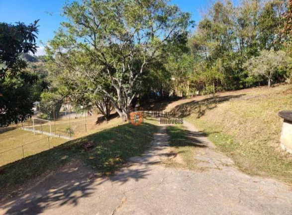 Imagem Chácara com 3 dormitórios à venda, 2700 m² por R$ 750.000,00 - Tenentes - Extrema/MG