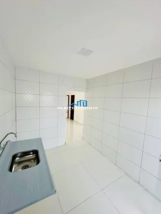 Imagem Casa para Venda em Feira de Santana, Mangabeira, 2 dormitórios, 1 banheiro, 2 vagas