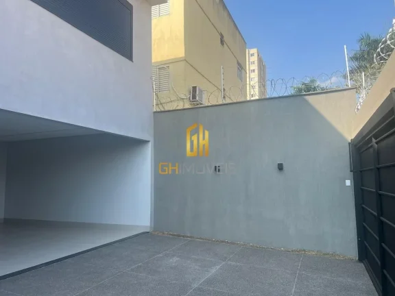 Imagem SO0397

Sobrado com 3 quartos no Jardim América, área total de 208m² área construída de 190,93m...