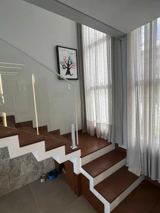 Imagem Casa com 3 dormitórios sendo 1 suíte e 2 vagas de garagem em Biguaçu/SC