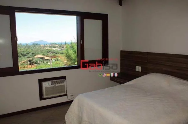 Imagem Casa com 4 dormitórios à venda, 198 m² por R$ 2.700.000,00 - Geribá - Armação dos Búzios/RJ
