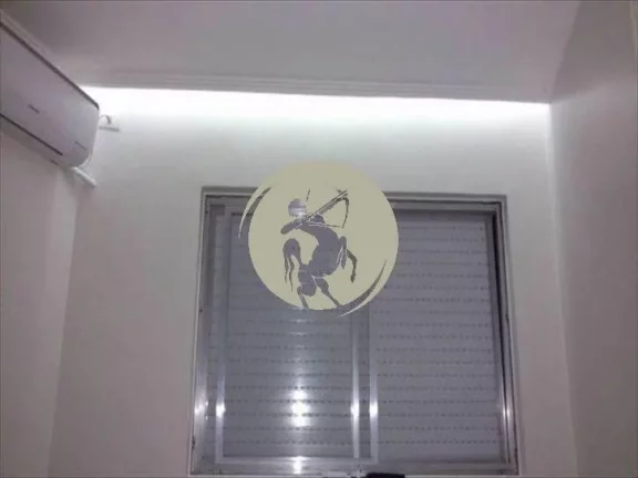 Imagem GARAGEM FECHADA. DOIS DORMITÓRIOS, SENDO UM COM SUÍTE. QUARTO DE EMPREGADA TOTALMENTE REFORMADO E ...