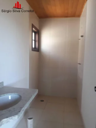 Imagem Casa Nova com 03 Suítes a Venda na Região do Atalaia, em Campos do Jordão.