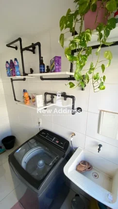 Imagem Duas casas no mesmo terreno em Sotelândia: 3q + 2q, varanda com churrasqueira e ótima localização!