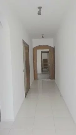 Imagem Praia de Pitangueiras, Altíssimo Padrão, Varanda Espetacular com Vista para o Mar, 2 Garagens, Lazer, 250 m² de área útil.