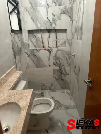 Imagem Imperdível! Casa à venda na Penha de França, São Paulo-SP: 3 quartos, 1 sala, 1 banheiro, 2 vagas de garagem, 130,00 m².