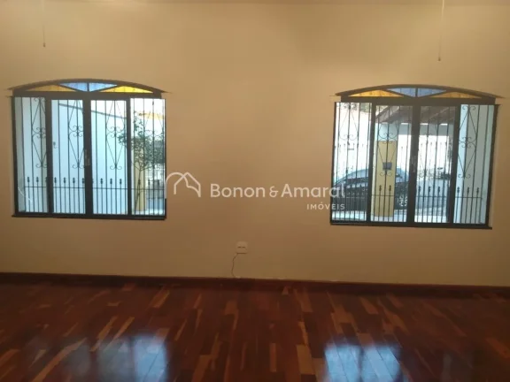 Imagem Casa Térrea à Venda na Vila Bressani - Paulínia/SP
Conforto, Espaço e Localização Central!

Ex...