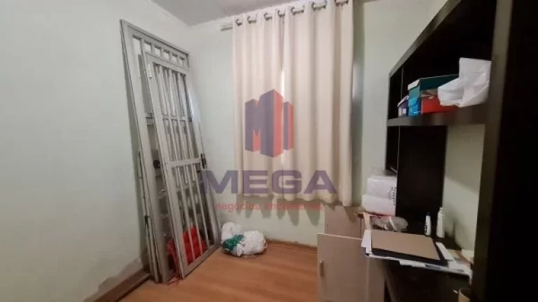 Imagem Excelente casa na região central de vila velha. Próxima a todo tipo de comercio. Situada em rua tra
