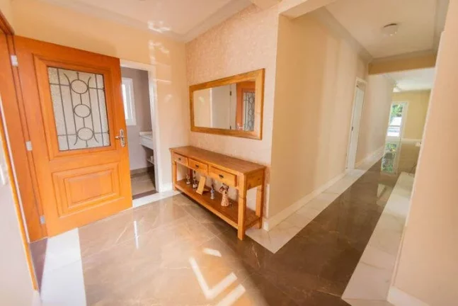 Imagem Casa com 360 m² - 3 suítes, em condomínio na Granja Viana!!!