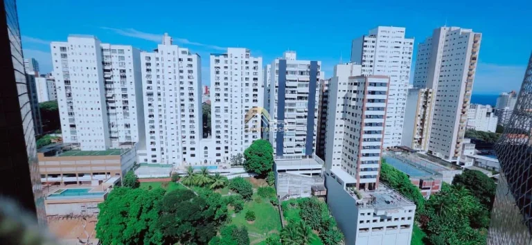 Imagem Apartamento para aluguel na Graça, Salvador/BA. Unidade mobiliada, nascente, em andar alto e com vi