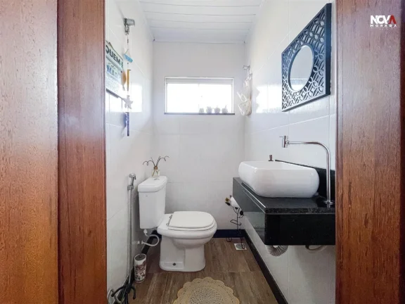 Imagem Se você procura uma residência que una o charme do estilo rústico com o conforto de uma infraestr...
