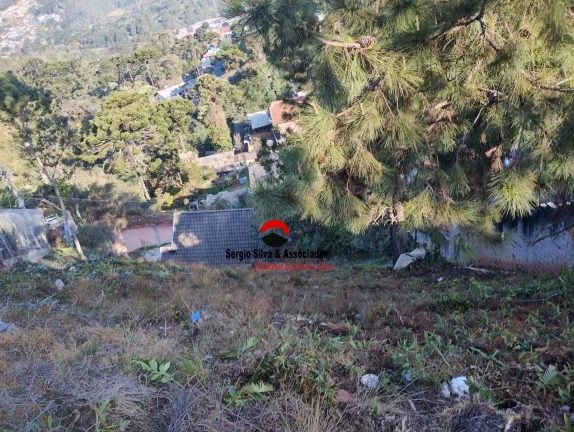 Imagem Terreno a Venda na Região do Jardim Sumaré em Campos do Jordão - SP.