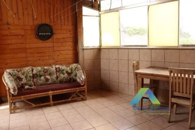 Imagem Casa à venda com 163m², 3 quartos e 3 vagas