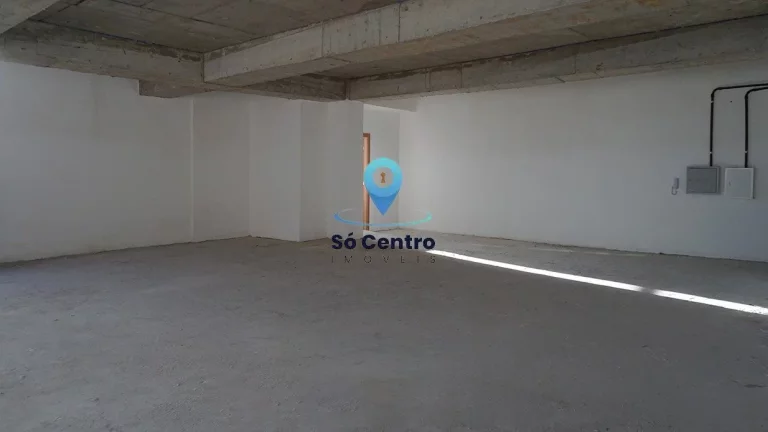 Imagem Excelente oportunidade de alugar uma sala comercial na Rua Martim de Carvalho, no bairro Santo Agost...