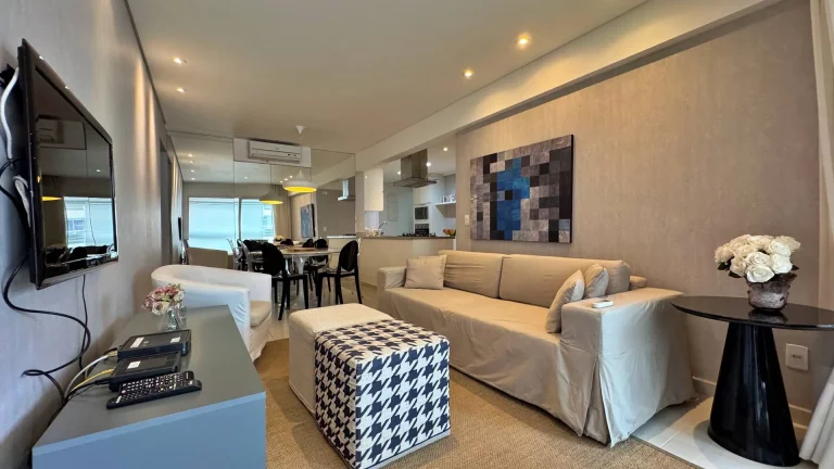 Imagem Apartamento com 3 dormitórios à venda, 95 m por R$ 2.600.000,00 - Riviera