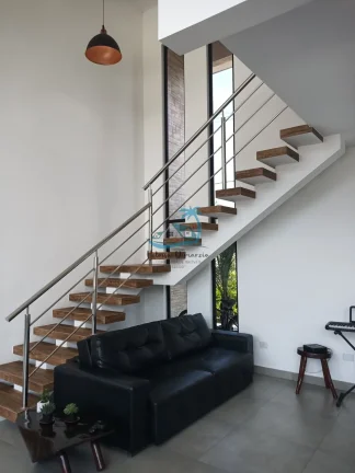 Imagem Casa de alto padrão a venda com 4 dormitórios, 360m² de área construída - Jardim Carolina em Ubatuba.