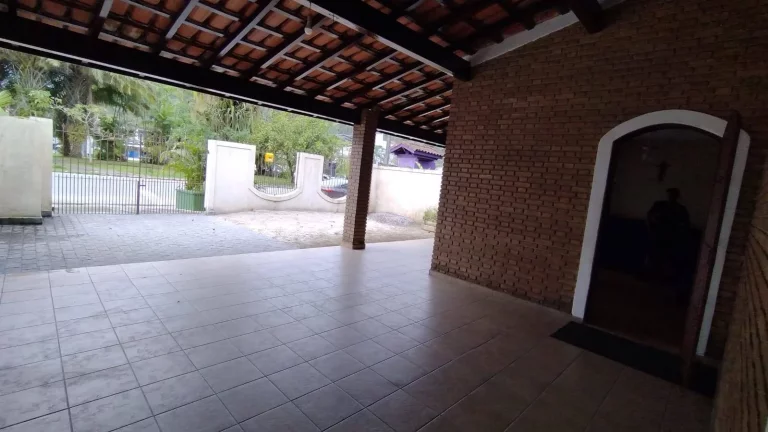 Imagem CASA TERRÉA NO BAIRRO PEREQUÊ-AÇÚ - UBATUBA
