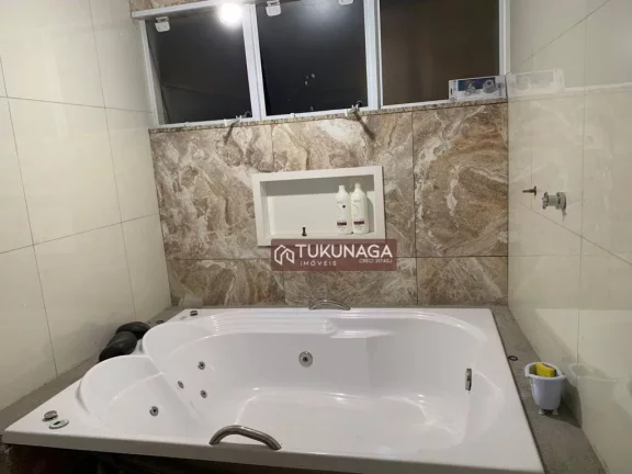 Imagem Sobrado à venda, 325 m² por R$ 695.000,00 - Jardim Adriana - Guarulhos/SP