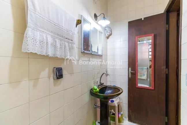 Imagem Casa à venda com 214m², 4 quartos e 2 vagas