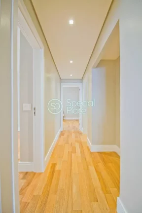 Imagem Excelente opção para quem procura um imóvel reformado, pronto para morar, super espaçoso com em ...