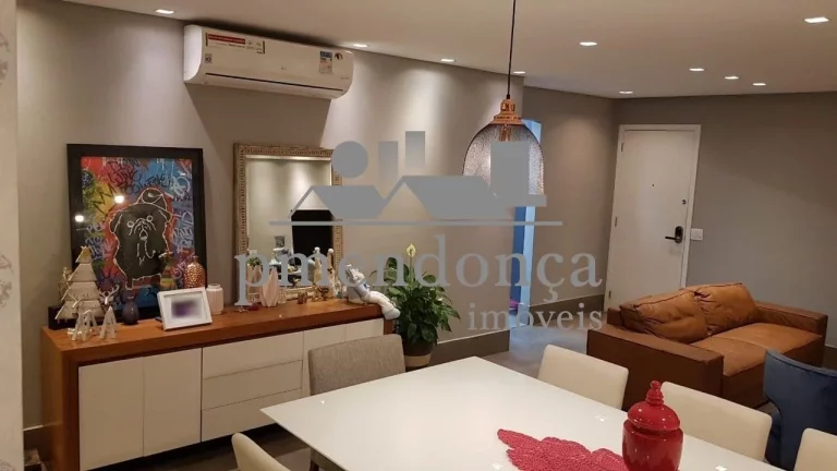 Imagem Apartamento na Lapa com 157m², 3 suítes e 3 vagas.