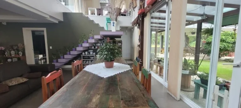 Imagem Casa com 3 dormitórios Condomínio Fechado no bairro Ratones