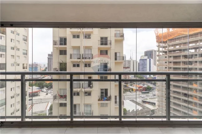 Imagem OPORTUNIDADE - Apartamento com 41m², varanda e vaga, ao lado da estação Vila Madalena